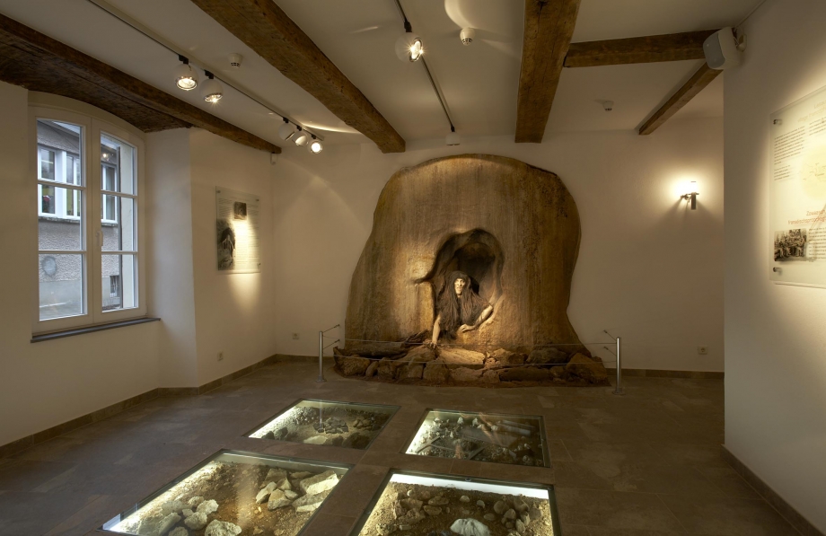 LE NOM DU VILLAGE LASAUVAGE