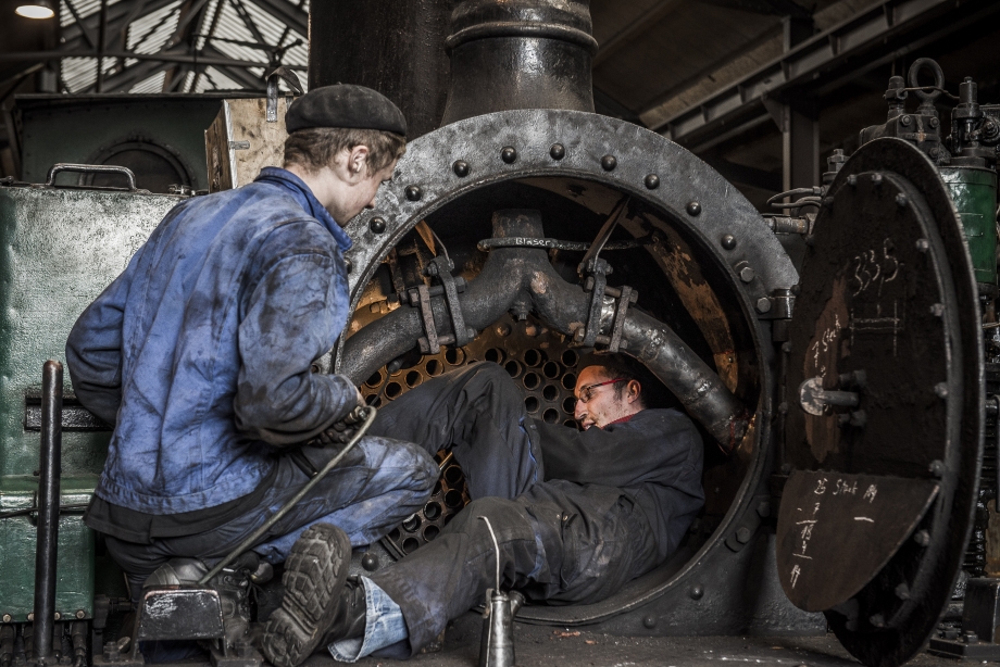 LA PRÉPARATION D’UNE LOCOMOTIVE À VAPEUR
